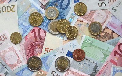 ceska-koruna-vs-euro Česká koruna posílila a vstup ČR do eurozóny zůstává otázkou